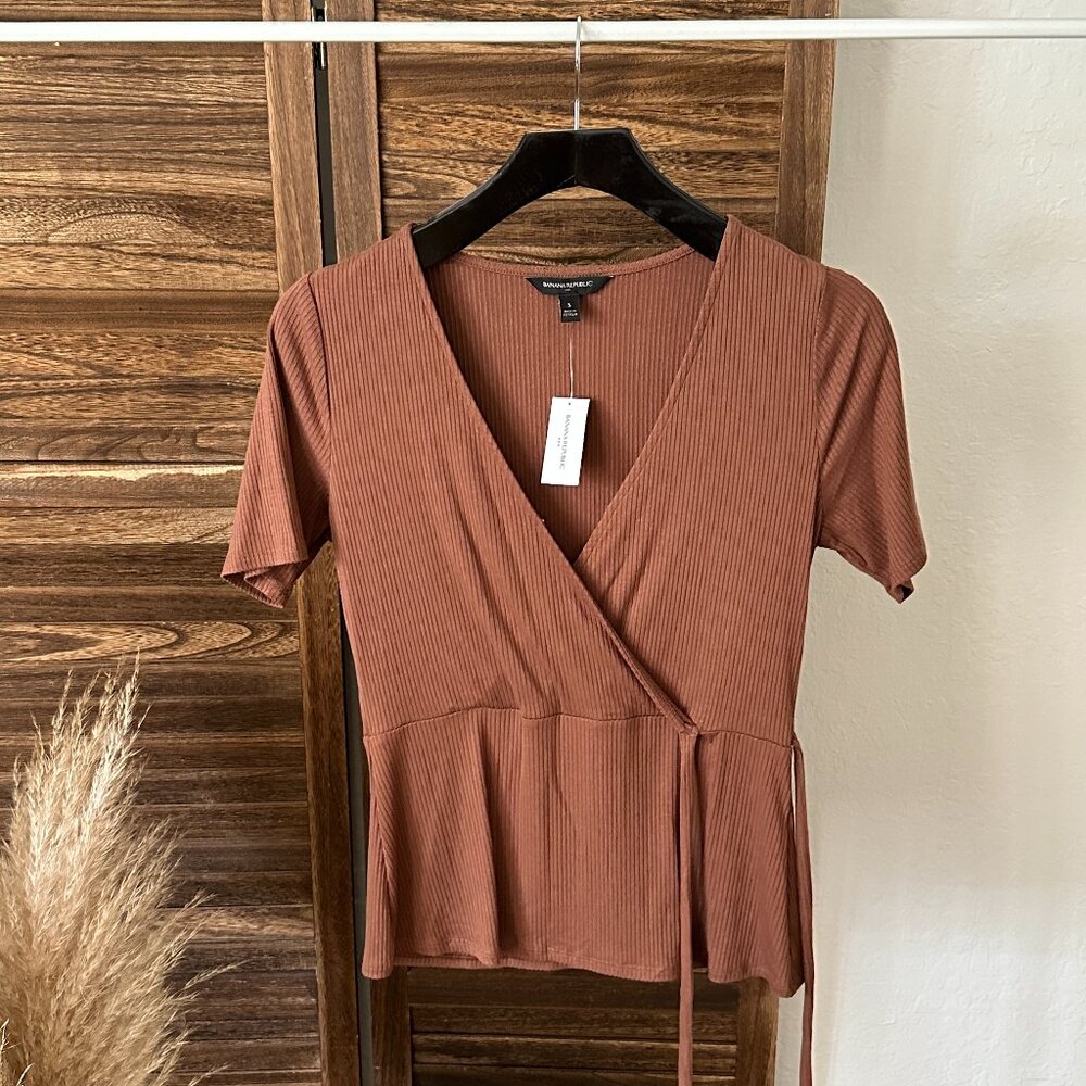 Brand new Banana Republic knit wrap top